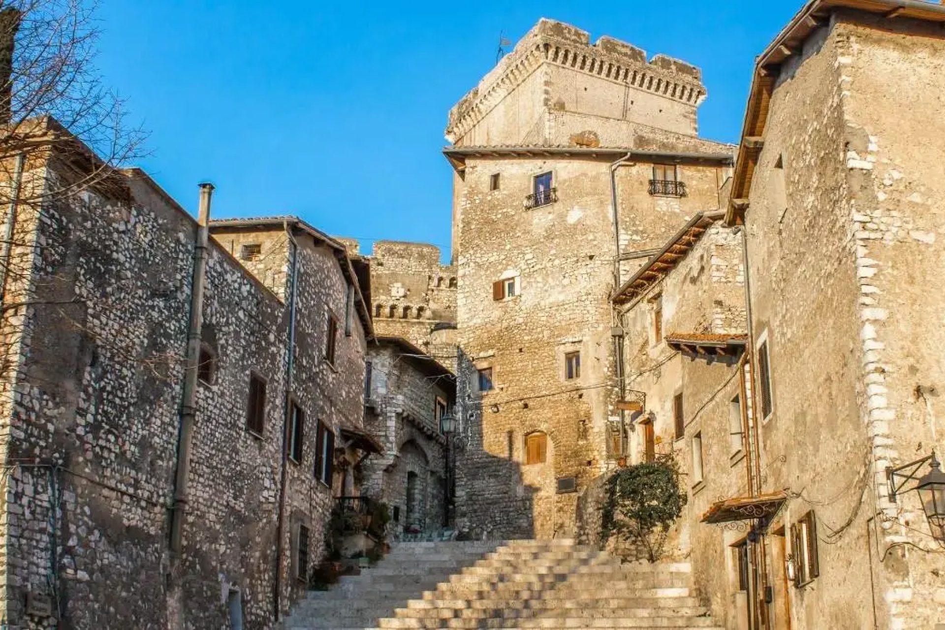 Castello-Sermoneta